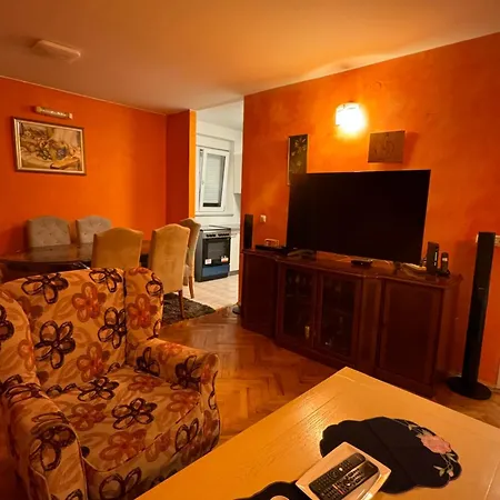 Sunnyplace Apartment